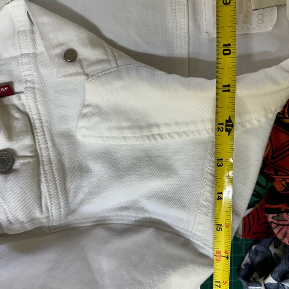 Levi Denim Jean Jacket - Picture 4 of 12